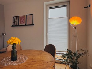 Dining - North Sea loft with private terrace and sauna (Varel)