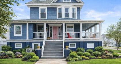 10BR North WW Beach Home - Sleeps 22!