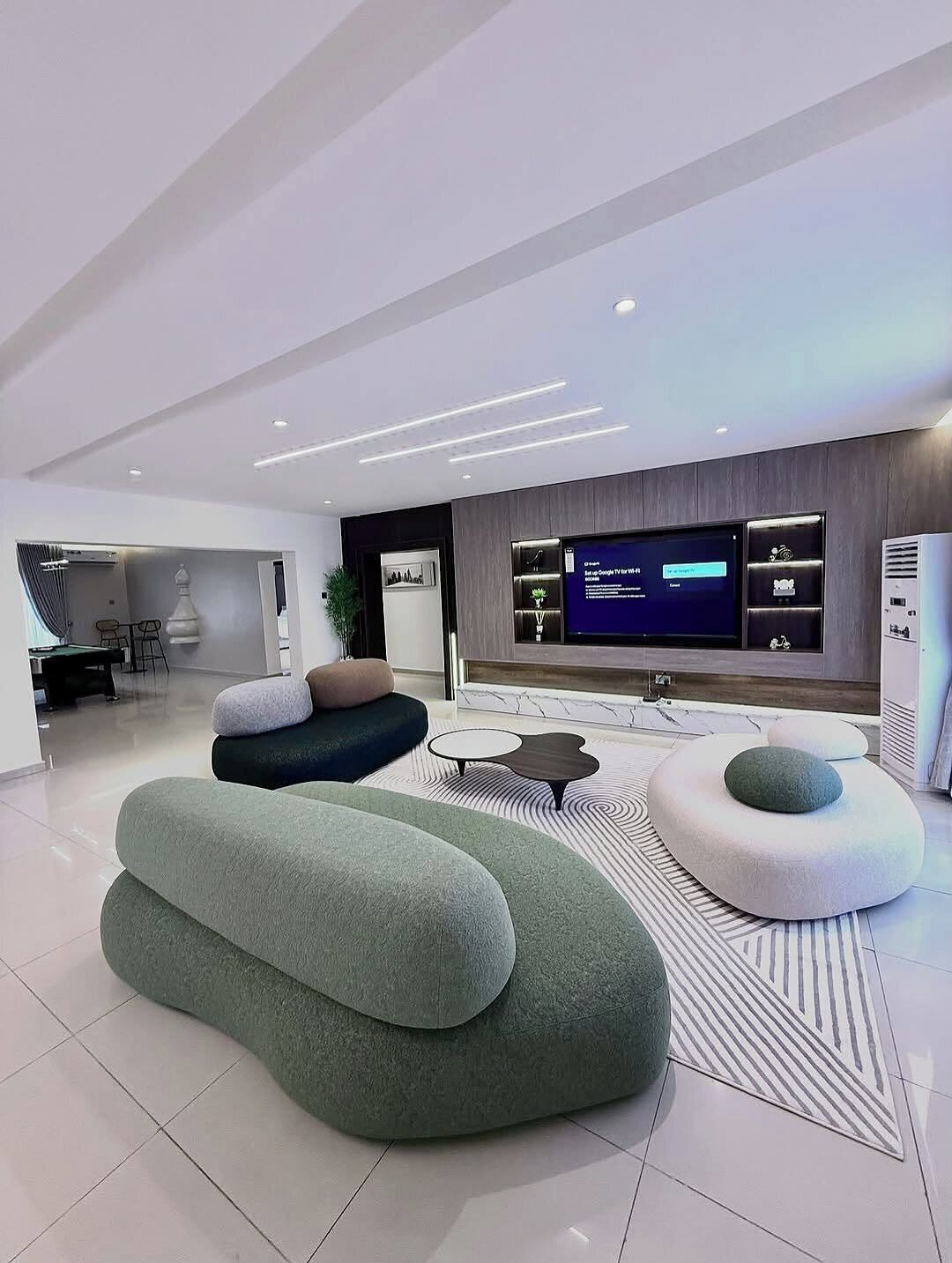 Departamento económico, balcón, vista a la ciudad | Interior