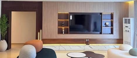 エコノミー アパートメント バルコニー シティビュー | 内装