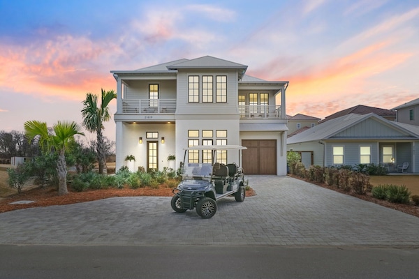 6 Seater Golf Cart Included