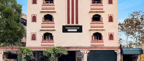 House | Point of interest