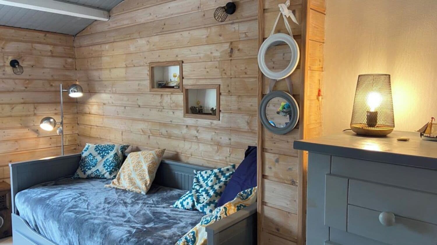 3 Schlafzimmer, Bügeleisen/Bügelbrett