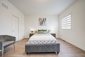 4 bedrooms, Internet - Modern Spacious Luxury detached-House new in RH (Richmond Hill)