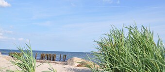 Surf Shack 2 - Room close to the sea, shared bathroom, WLAN, shared garden