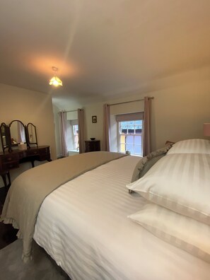 1 Schlafzimmer, Bügeleisen/Bügelbrett, Reisekinderbett, kostenloses WLAN