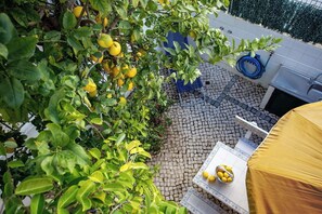 Outdoor dining - My Second House (Vila Nova de Cacela)