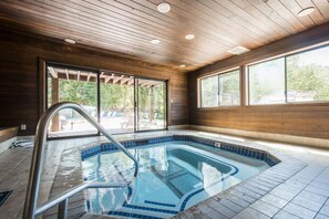 Pool - Free Shuttle with free ski tunes/wax | Pool, Hot Tub, Tennis, Golf Red Pine F2 (Park City)