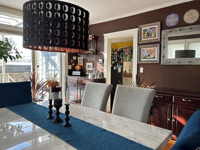 Delightful 3-bedroom home with private backyard garden oasis - near Brown, RISD