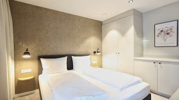 Căn hộ | Bàn, khu vực làm việc phù hợp cho laptop, bàn ủi/dụng cụ ủi quần áo