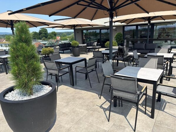 Outdoor dining - Brera Meckenbeuren-Friedrichshafen (Meckenbeuren)