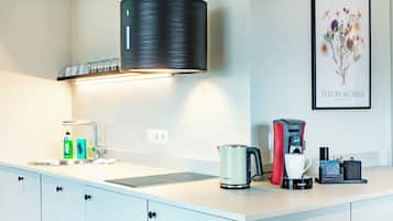 Apartment XL | Eigene Küche | Kühlschrank, Mikrowelle