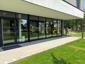 Exterior detail - Brera Meckenbeuren-Friedrichshafen (Meckenbeuren)