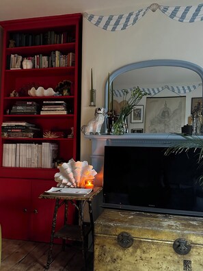 Interior - Charming 1-bedroom apartment in Mayfair, the heart of London. (London)