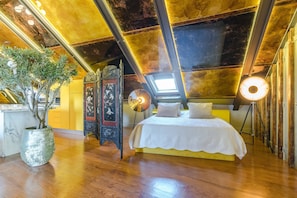 Room - Luxury Loft in Alfama with Balcony and River View (Lisboa)