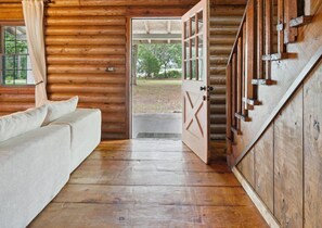 Interior - Pet-Friendly Lakeside Gem - Private Pool, Fire Pit & Huge Yard Near Savannah (Midway)