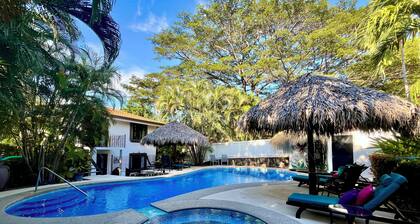 Thoughtfully styled garden retreat w/pool near beaches, restaurants & shops