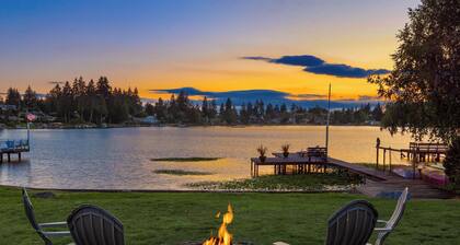 Spacious 4-bedroom house on Lake Burien.