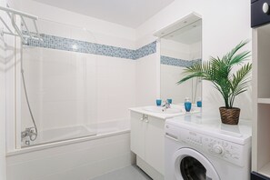 Hair dryer - Apartment in secure residence, near La Rochelle, Châtelaillon plage (Aytré)