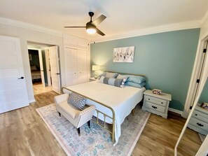 2 chambres, fer et planche à repasser, lit parapluie, Wi-Fi gratuit
