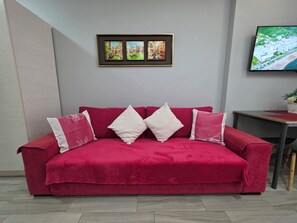 Comfort Studio, Balcony, Beach View | Living area - Bes' Marina Studio (Vlora)