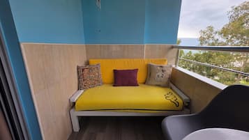 Studio – comfort, balkong, strandutsikt | Overnattingsstedets uteområder