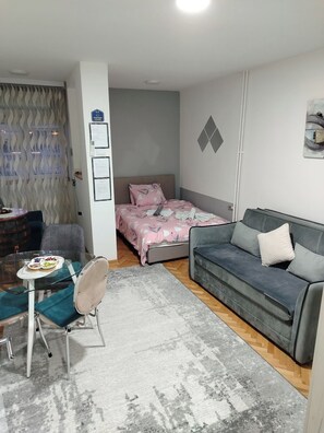Studio, 1 kamar tidur, Boleh Merokok, pemandangan kota | Interior
