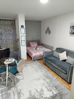 Studio, 1 Bedroom, Smoking, City View | Interior