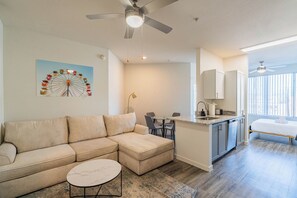 Apartment | Living area - Access 2022 (Tempe)
