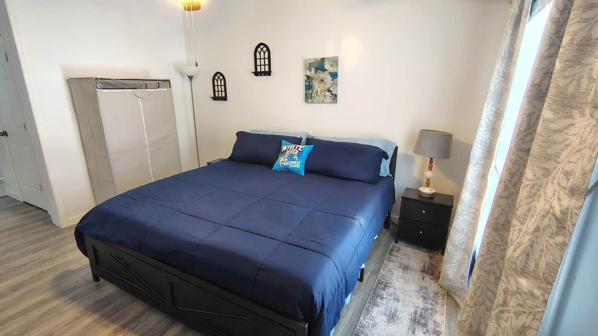 3 chambres, bureau, fer et planche à repasser, Wi-Fi gratuit