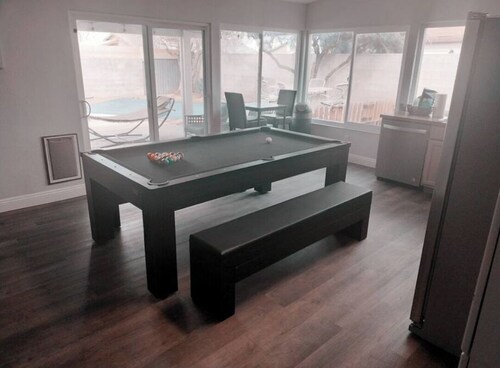 3-bedroom House with private pool close to The Las Vegas Strip