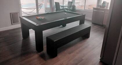 3-bedroom House with private pool close to The Las Vegas Strip