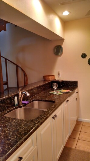 Interior - Wonderful Condo on Sanibel Island - An Island Hideaway (Sanibel)