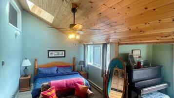 5 bedrooms, iron/ironing board, travel cot, free WiFi