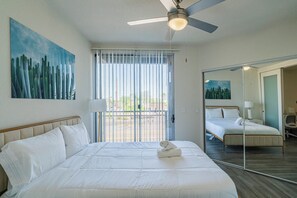 Apartment | Iron/ironing board, free WiFi - Access 2001 (Tempe)