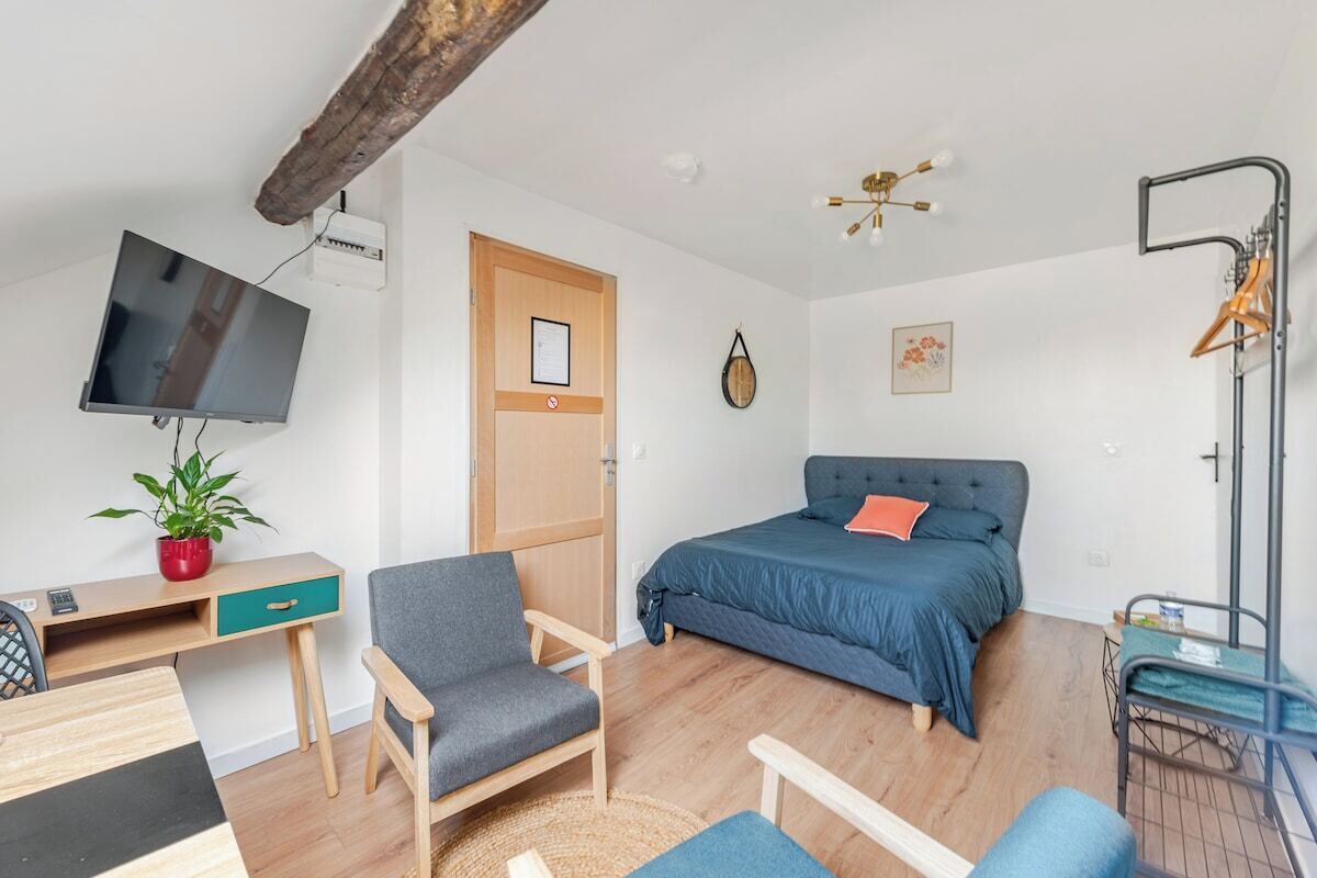 Fer et planche à repasser, Wi-Fi, draps fournis