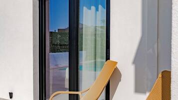 Comfort Villa, Balcony, Pool View | Terrace/patio