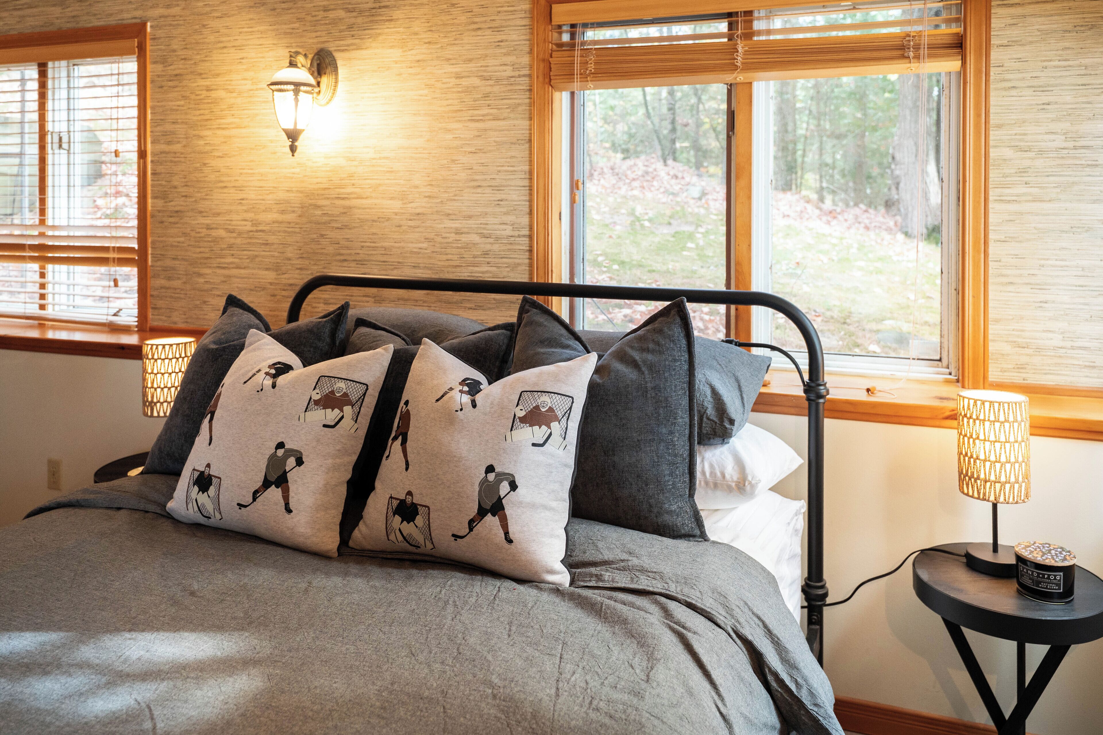 5 bedrooms, iron/ironing board, free WiFi, bed sheets