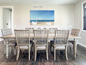 Dining - Fairways Townhome | Birchwood Golf & CC (Harbor Springs)