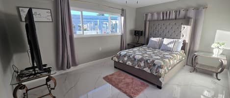 3 bedrooms, WiFi, bed sheets