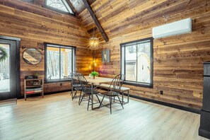 Dining - Hidden Gem. Cabin in woods. Sauna. Wood Fireplace. Pets ok. (Jenkins)