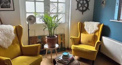 Lovely 3-bedroom cottage in Schull, perfect for a relaxing getaway