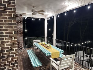 Outdoor dining - Luxury Masters Rental 5BR 4.8 Acre Estate, Fire Pit, Gym, 2 Verandas (Grovetown)