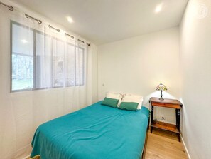2 bedrooms, iron/ironing board, travel crib, free WiFi