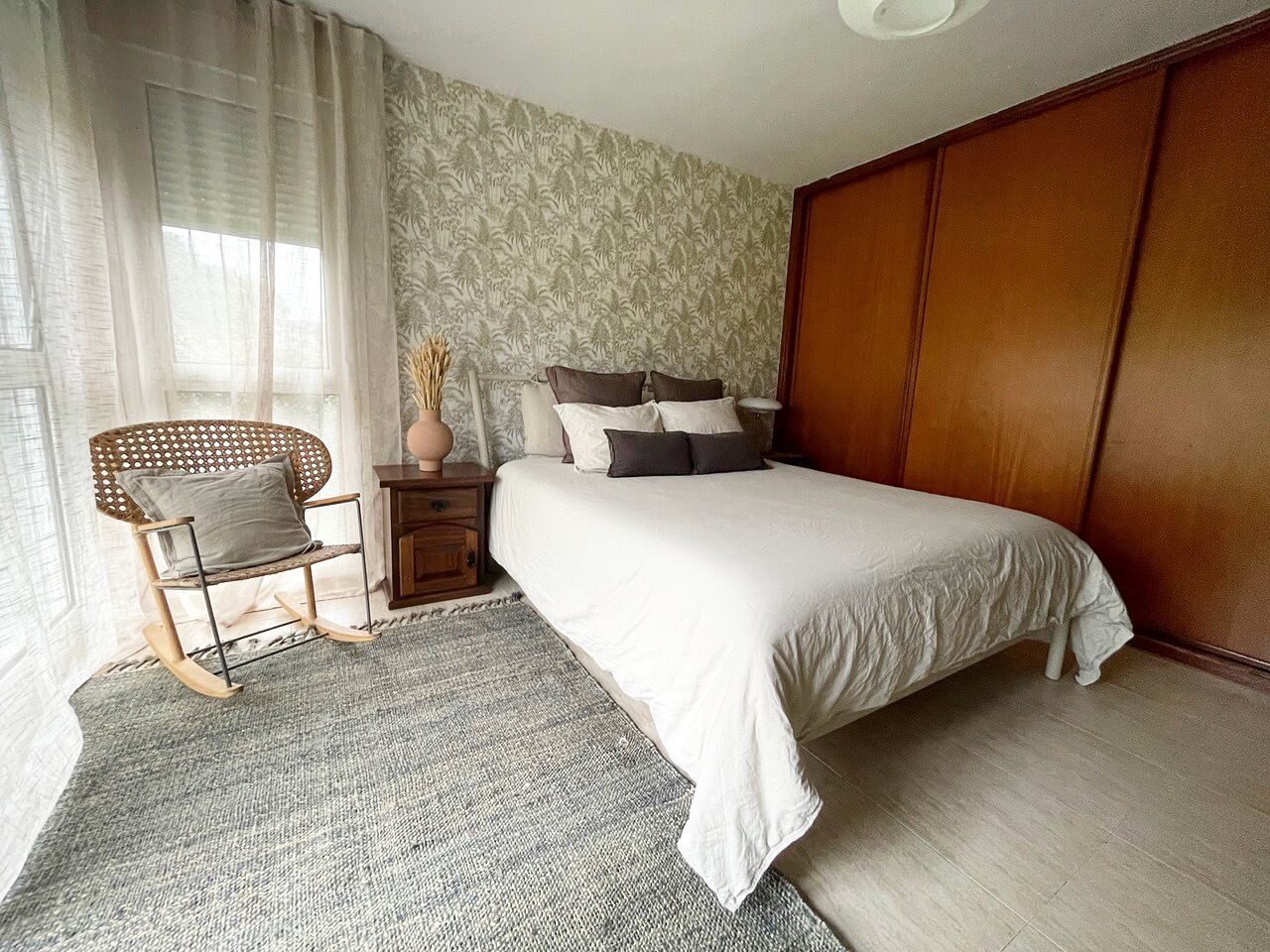 7 dormitorios, tabla de planchar con plancha, wifi y ropa de cama