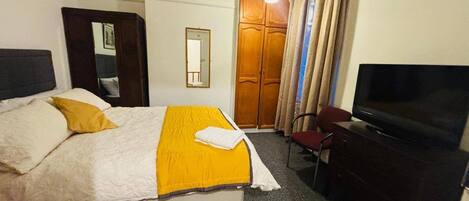 4 chambres, fer et planche Ă repasser, accĂšs au Wi-Fi (inclus)