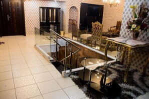 Interior - Peaceful 4-bedroom apartment with AC in delightful Giza Governorate (Giza Governorate)