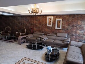 Televisión, chimenea