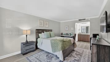 1 bedroom, desk, free WiFi, bed sheets