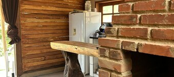 Mountain cabin with fireplace. Cozy Bermond House.